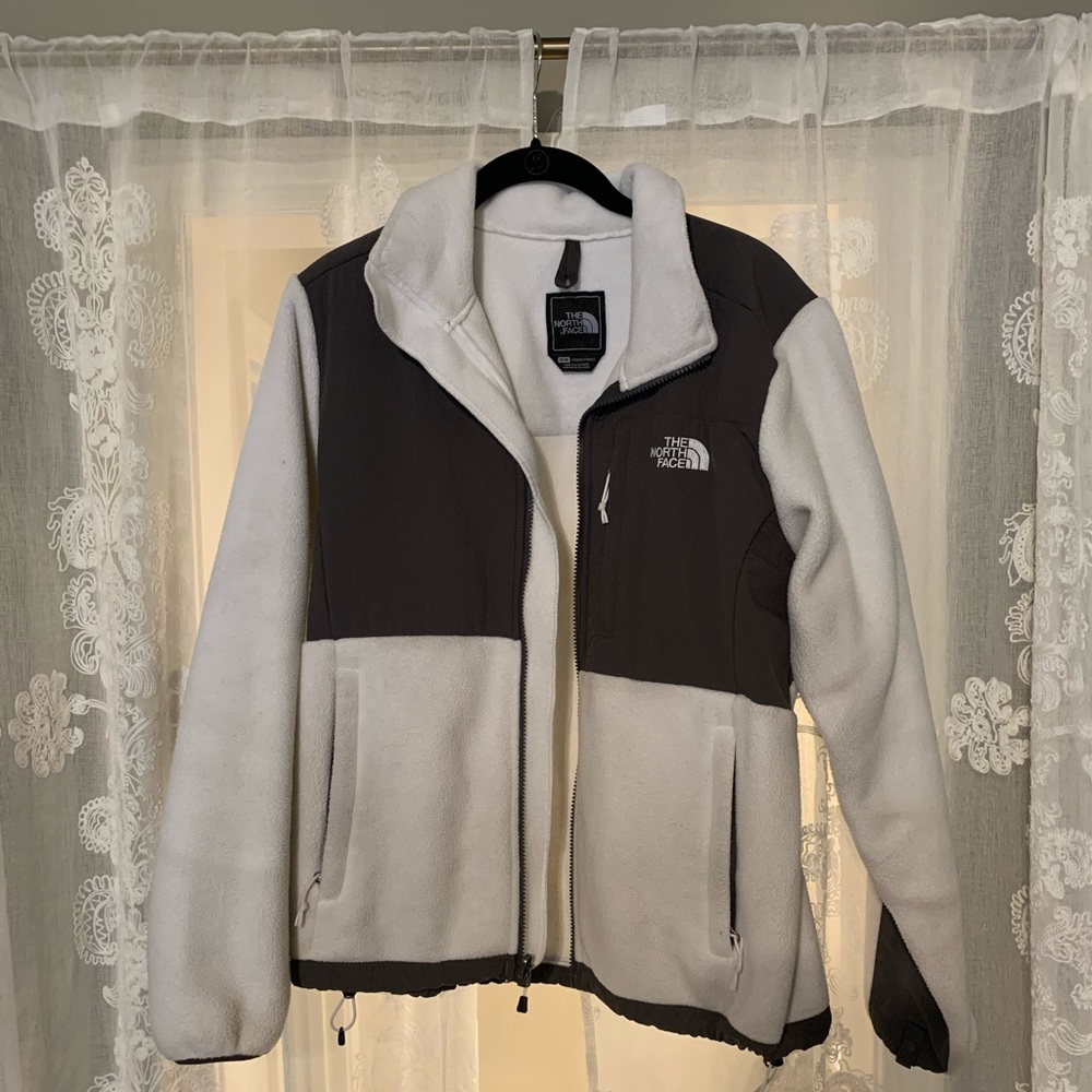The North Face Women’s Denali Fleece Jacket